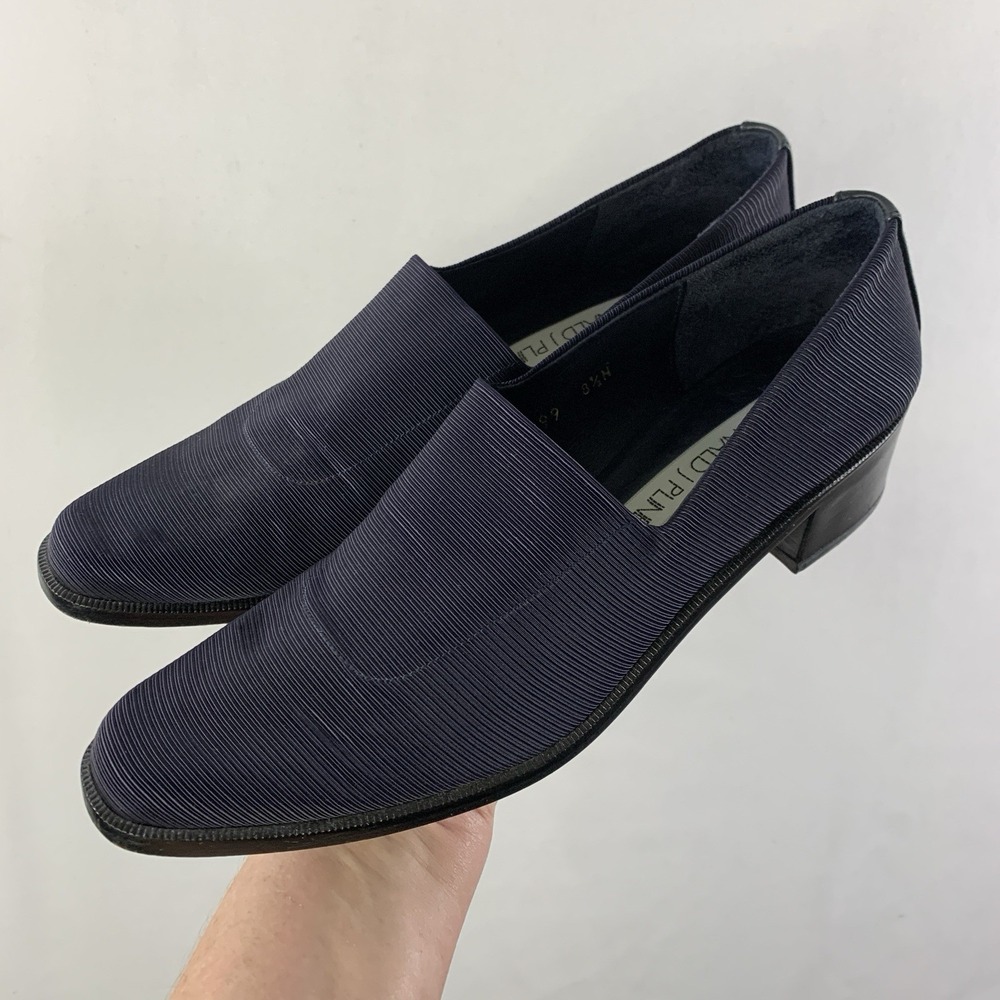 Donald Pliner 90s MInimalist Block Heeled Loafers Size 8.5 Narrow Navy Spain